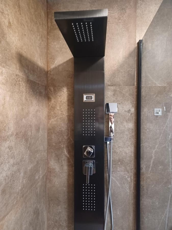 Apartamento Acogedor Junto A Calle Betis, Triana-Los Remedios Sevilla Eksteriør billede