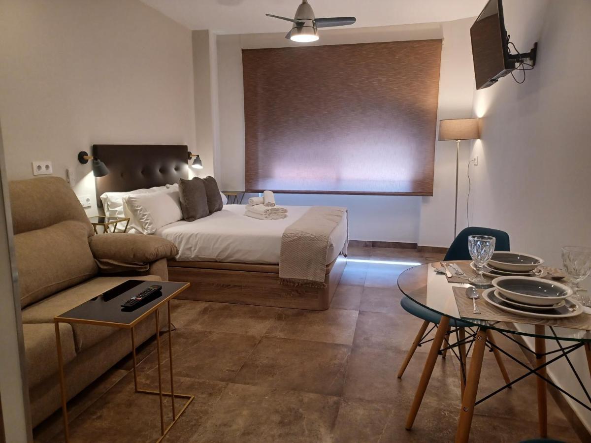 Apartamento Acogedor Junto A Calle Betis, Triana-Los Remedios Sevilla Eksteriør billede