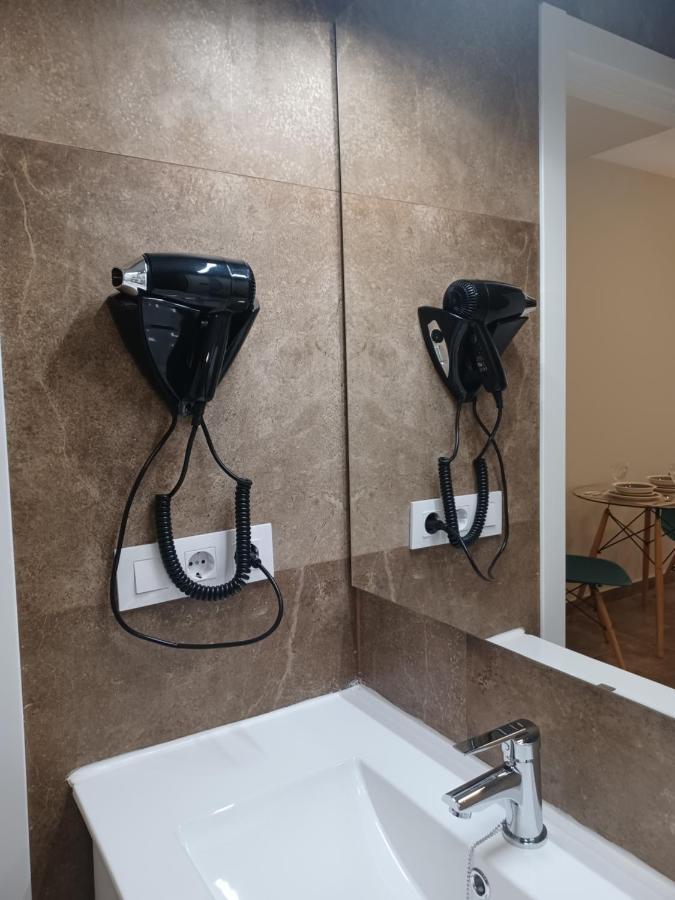 Apartamento Acogedor Junto A Calle Betis, Triana-Los Remedios Sevilla Eksteriør billede