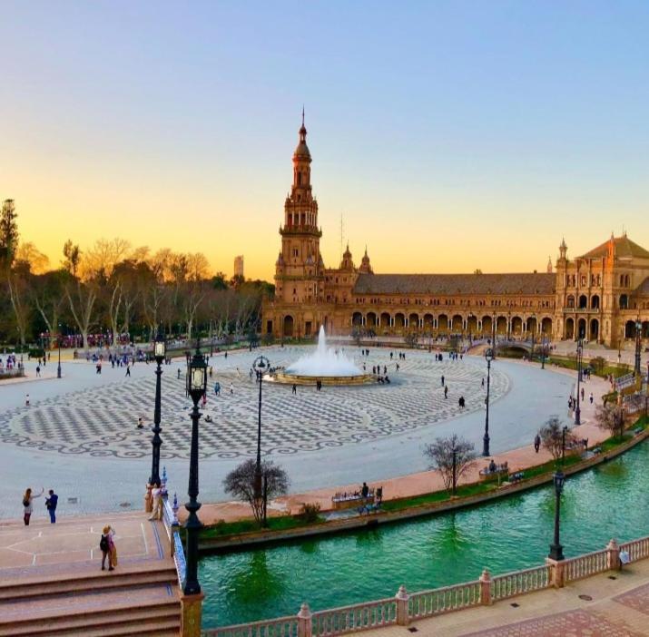 Apartamento Acogedor Junto A Calle Betis, Triana-Los Remedios Sevilla Eksteriør billede