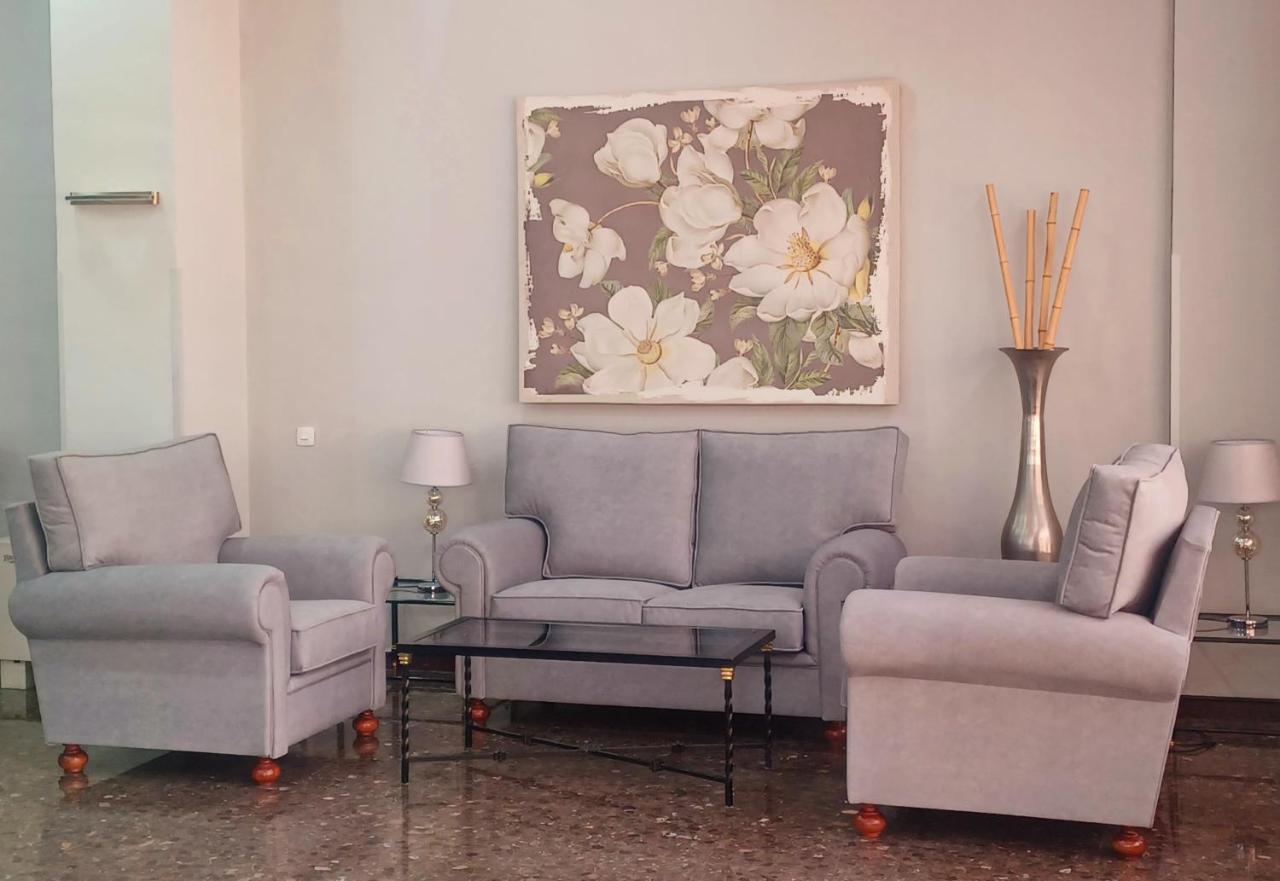 Apartamento Acogedor Junto A Calle Betis, Triana-Los Remedios Sevilla Eksteriør billede